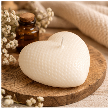 Świeca sojowa serce 7.5x6.5x3.5 dekoracyjna biała naturalna ozdobna prezent